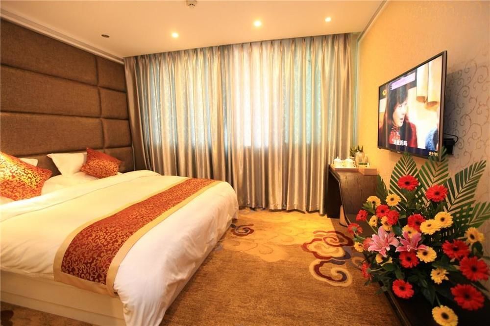 Jiayun Hotel Chengdu Exterior photo