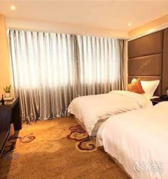 Jiayun Hotel Chengdu Exterior photo
